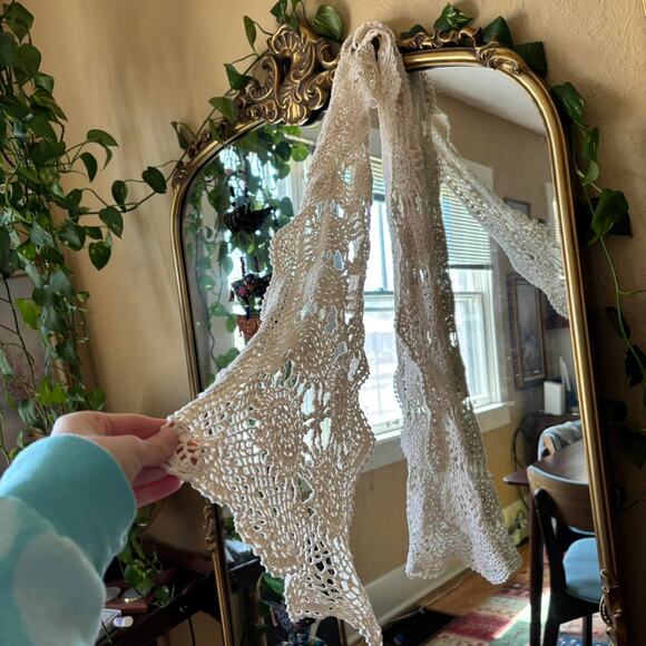 Vintage Doily Crochet Scarf Cottagecore Dainty Feminine - Picture 3 of 6